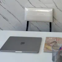 مک بوک m3 کاملا نو