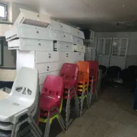 صندلی پلاستیکی و میز فلز ۴ نفره و ۶ نفره|صندلی و نیمکت|تبریز, |دیوار