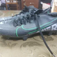 کفش فوتبالی طرح مرکوریال یاس