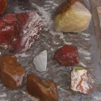 ۳۵ عدد سنگ طبیعی انواع سنگ ها|زیورآلات و اکسسوری|اصفهان, پوریای ولی|دیوار