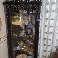 بوفه چوبی سالم فقط یه قفل میخواد فقط نقدی|بوفه، ویترین، کنسول|کرمانشاه, |دیوار