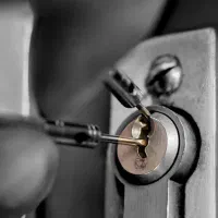 گلستان/صدرا /حومه کلید سازی گاوصندوق، منزل، خودرو