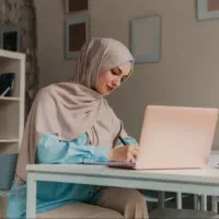 کار در خانه برای بانوان