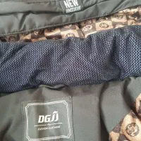 کاپشن|لباس|اراک, |دیوار