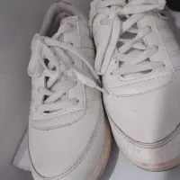 کفش اسپرت سایز ۳۷|کیف، کفش، کمربند|مشهد, حسابی جنوبی (شهرک غرب)|دیوار