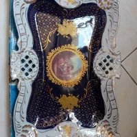سینی انتیک و لیوان طلایی