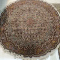 مجموعه فرش ابریشم دست‌باف، سالم و کم‌کارکرد