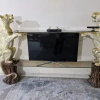 میز تلویزیون و ویترین و تابلو