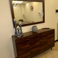 اینه و کنسول