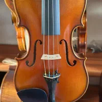 ویولن کلاسیک خوان حرفه ای