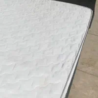 تخت دو نفره رویال