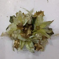 حلقه گل نقره ای و طلایی زیبا|گل مصنوعی|تهران, قلهک|دیوار