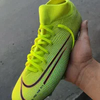 استوک‌|ورزش‌های توپی|ری, شهرک نظامی|دیوار