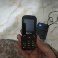 گوشی ساد دوربین دارآلاکاتراعالی سالم نونو