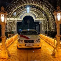 اجاره ماشین عروس بنز C200 با گل و دسته گل عروس|خدمات پذیرایی، مراسم|ری, جوانمرد قصاب|دیوار