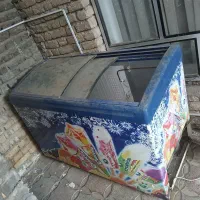 یخچال بستنی