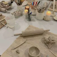 مربی تخصصی سفال گری کودک و نوجوان