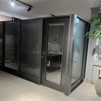 پارتیشن و میز اداری