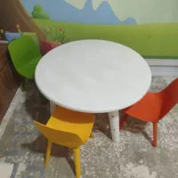 میز و صندلی کودک