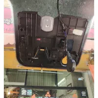 شیشه اتومبیل آیینه،بالابر،تعمیرسانروف ایرانی،خارجی|خدمات موتور و ماشین|شیراز, انجیر|دیوار