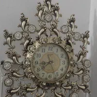 ساعت دیواری طرح برنز