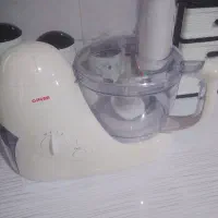 خوردن و مخلوط کن و رنده