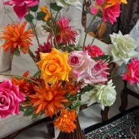 ۷ شاخه گل خارجی هستن قابلیت شستشو هستن