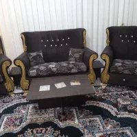 مبل راحتی 7 نفره همراه میز نهارخوری