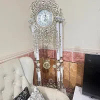 ساعت کاملا نو و سالم
