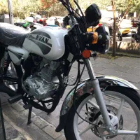 سیوان 200 طرح بوکسر مدل  1404( موتورسیکلت نریمانی)