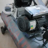 کمپرسور ۲۵۰ لیتری ، اصل ایتالیای|ماشین‌آلات صنعتی|تهران, فدک|دیوار