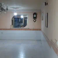 دو طبقه دربست همکف و بالا|اجارهٔ خانه و ویلا|قم, دروازه چوبی|دیوار