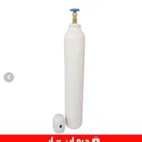 کپسول اکسیژن و مانومتر دستگاه اکسیژن