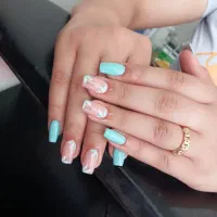 خدمات ناخن سالن نورا