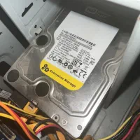 هارد کامپیوتر ودوربین مدر بسته