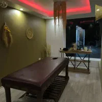 ارائه خدمات ماساژ ـ بادکش ـ حجامت و آموزش