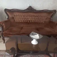 مبل نیمه سلطنتی