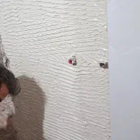 نصب کاشی و سرامیک بین کابینتی و|خدمات پیشه و مهارت|سمنان, |دیوار