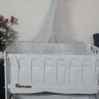 تخت نوزاد گهواره