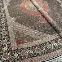 فرش ماهی چهل رج جفت ۹ متری گل ابریشم کاملا سالم