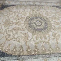 یک تخته فرش ۹ متری  ۷۰۰شانه ۲۵۵۰تراکم نو ....