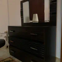 تخت۱نفره -دراورهمراه با آینه-پاتخت کشودار-خوش‌خواب|تخت و سرویس خواب|بندر انزلی, گلسرخ|دیوار