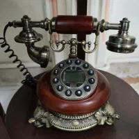 تلفن طرح قدیم