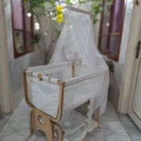 گهواره ، تخت کنار مادر