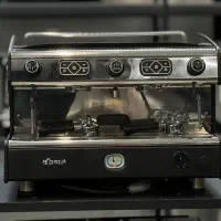 اسپرسوساز ایتالیایی لاسپازیاله تجهیزات کافی شاپ