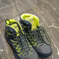 کفش طبیعت گردی