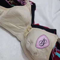 لباس زیر|لباس|ساوه, |دیوار