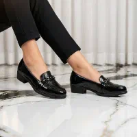 کفش|کیف، کفش، کمربند|شیراز, ریشمک|دیوار