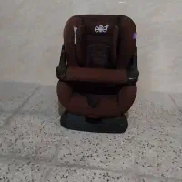 صندلی کودک خودرو