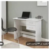 میز کامپیوتر قهوه ای و صفر